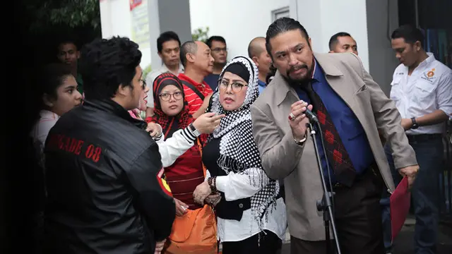 [Bintang] Elvy Sukaesih