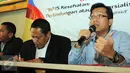 Ketua Dokter Indonesia Bersatu DR. Yadi (kanan) saat menjadi narasumber pada Diskusi "BPJS Kesehatan: Perlindungan atau Komersialisasi Kesehatan?" di Jakarta, Minggu (9/8/2015). (Liputan6.com/Helmi Afandi)