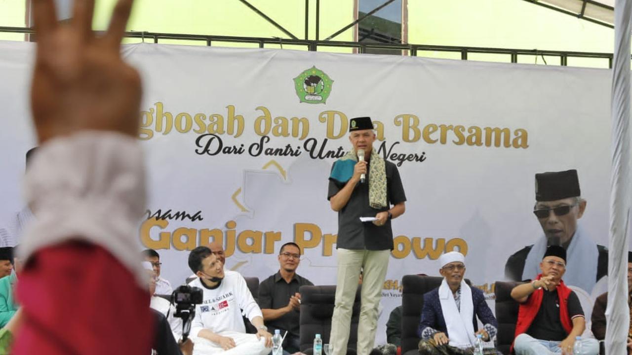 <br>Ia tetap berkeyakinan Sosok Gus Yahya yang sudah lama dikenalnya yang juga seorang aktivis, mampu dapat menjaga kader PBNU netralitas.