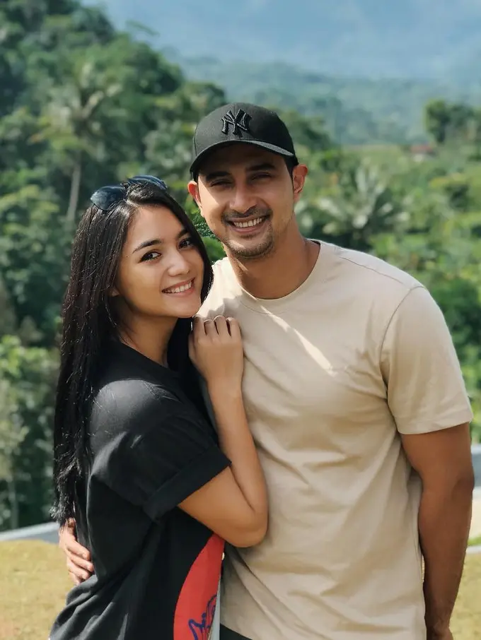[Bintang] Ali Syakieb dan Citra Kirana