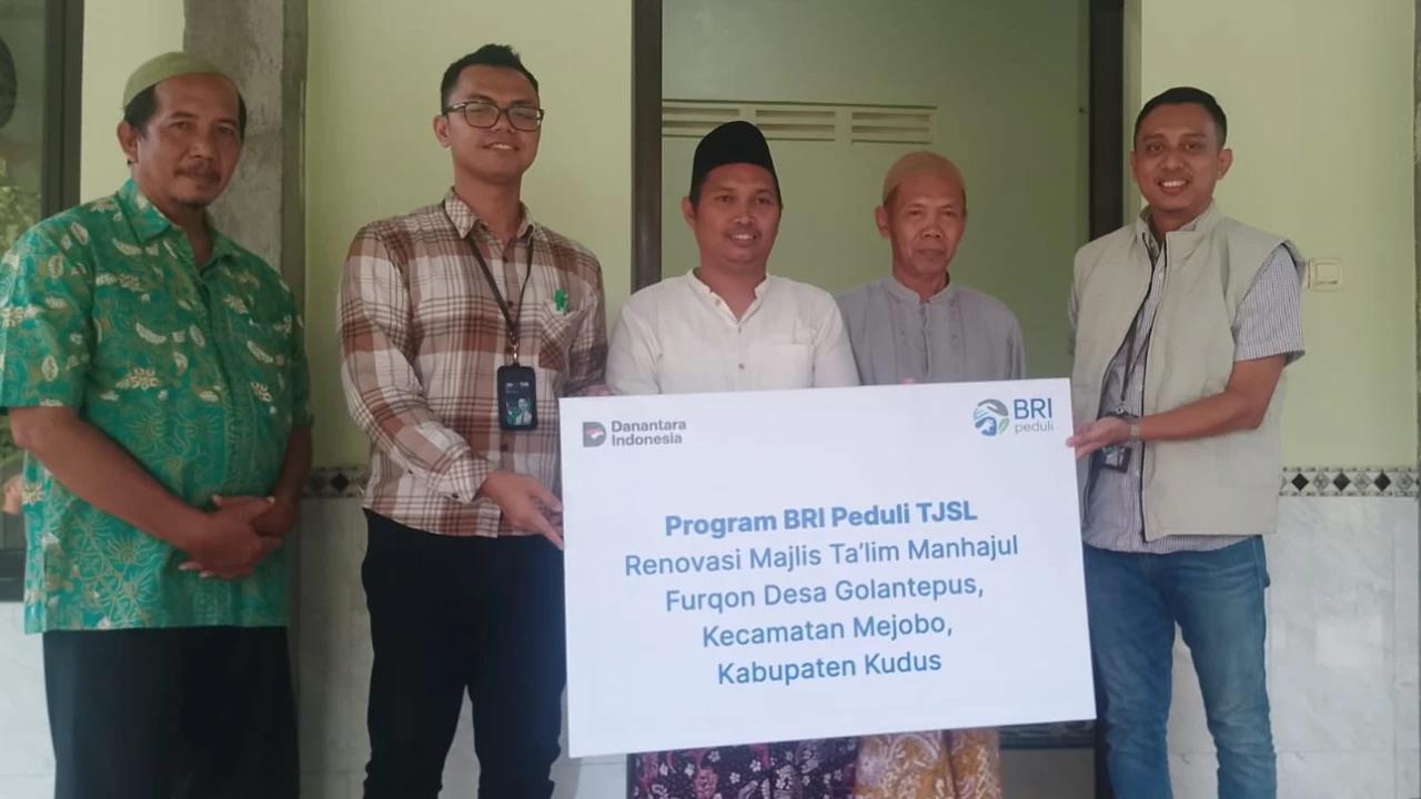 BRI Salurkan Rp58 Juta untuk Renovasi Majelis Ta’lim di Kudus