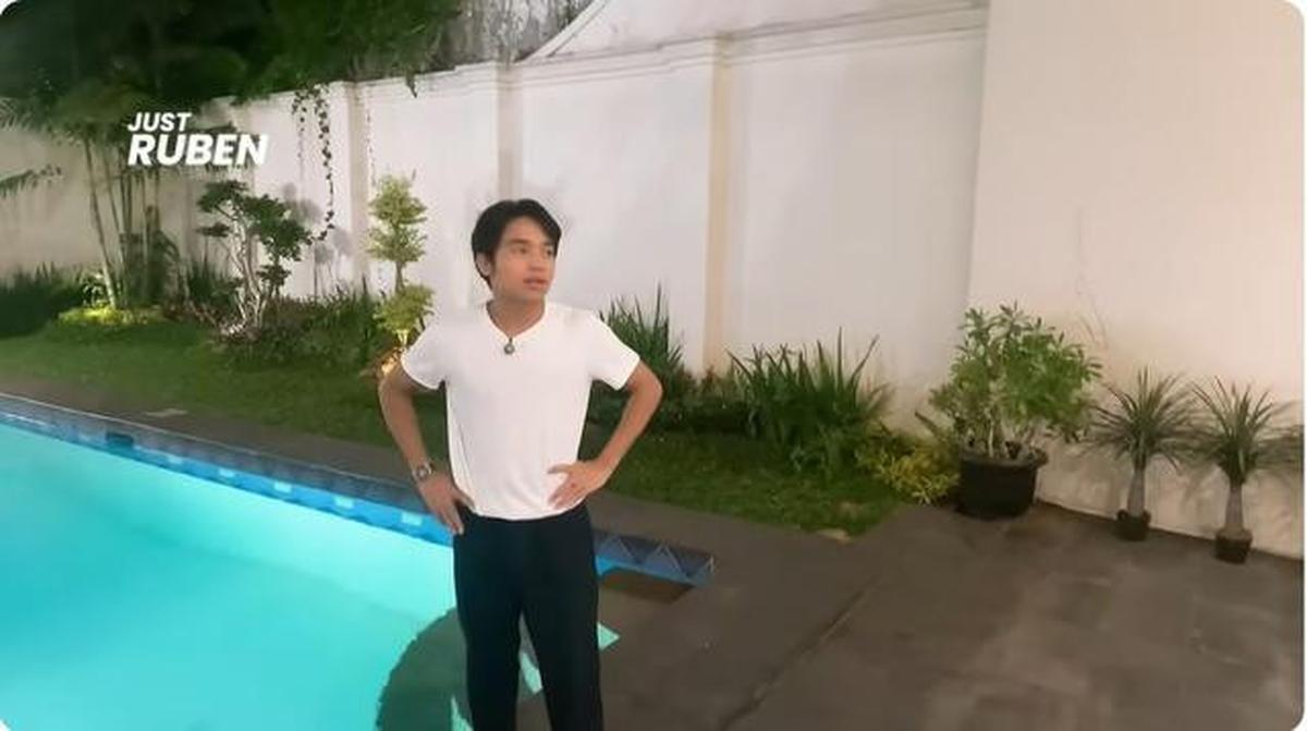 10 Potret Rumah Ruben Onsu Terkini, di Kamarnya Ada Tempelan Doa Sehari-hari