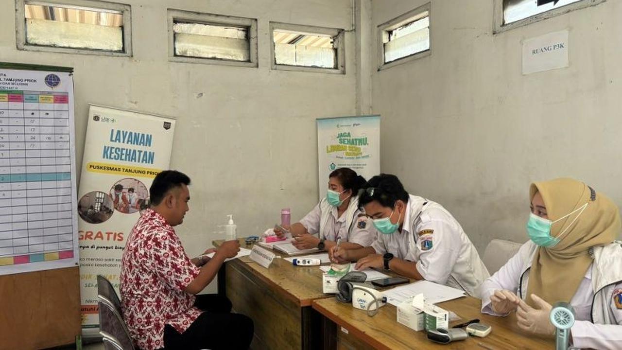 Cek Kesehatan Pengemudi Bus di Terminal Tanjung Priok Pastikan Mudik Idul Fitri Aman