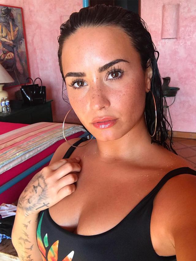 [Bintang] Demi Lovato