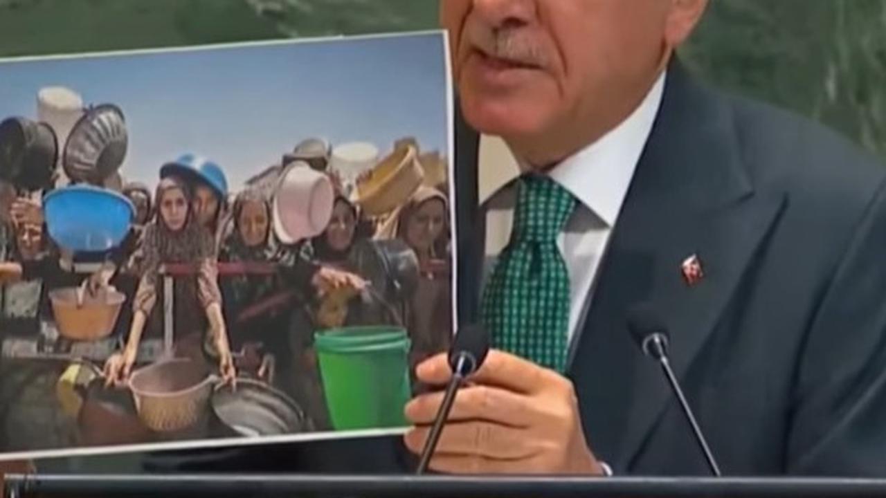 Erdogan tunjukkan foto rakyat Palestina sengsara di sidang PBB