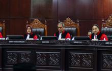 VIDEO: Hakim MK Arsul Sani Bela Presiden Jokowi Soal Dana Bansos, "Saya Eks DPR Pasti Ngerti"