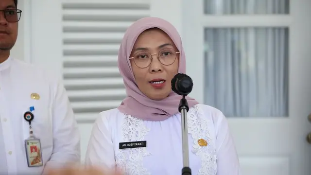Pemprov DKI dan Warga Gotong Royong Pulihkan Jakarta