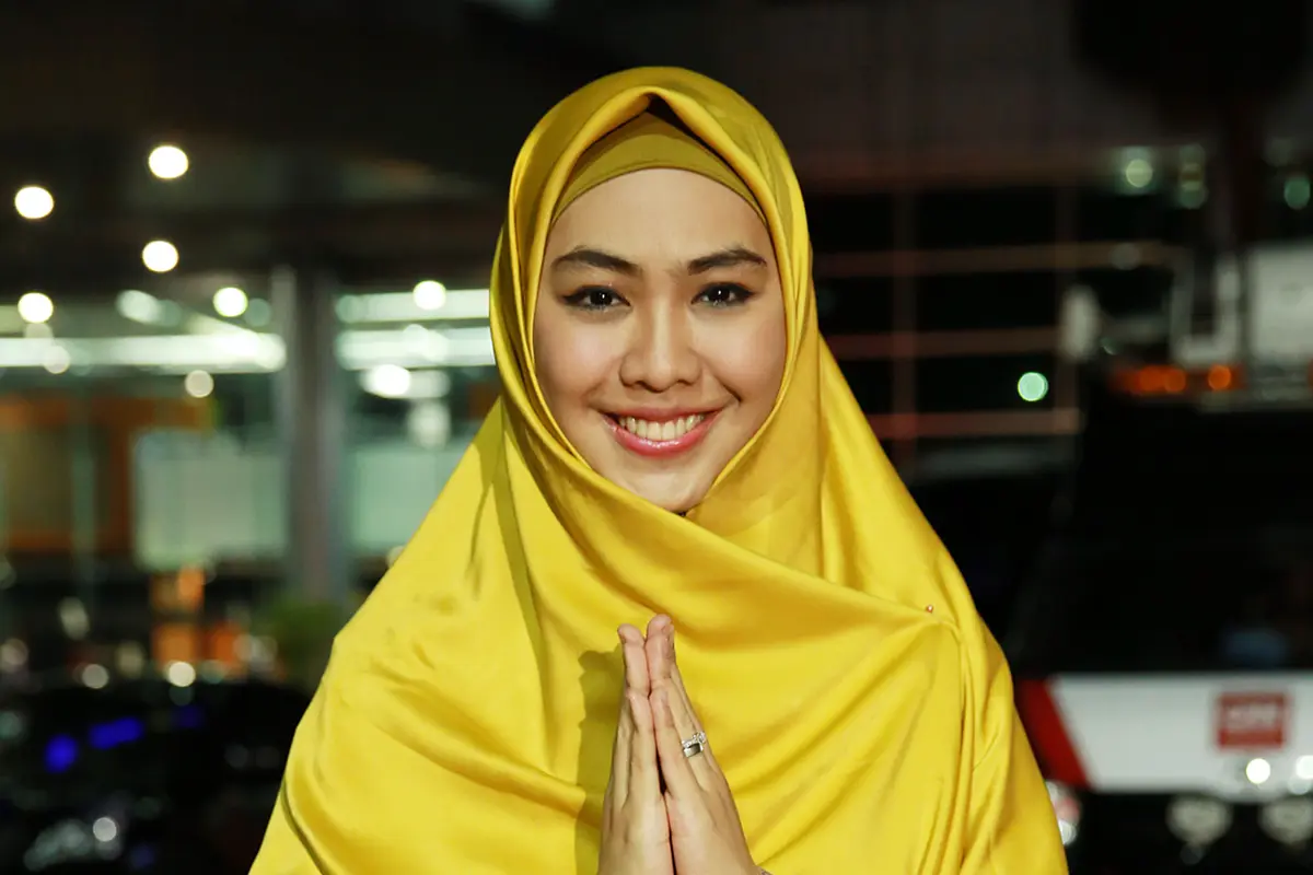 [Bintang] Oki Setiana Dewi
