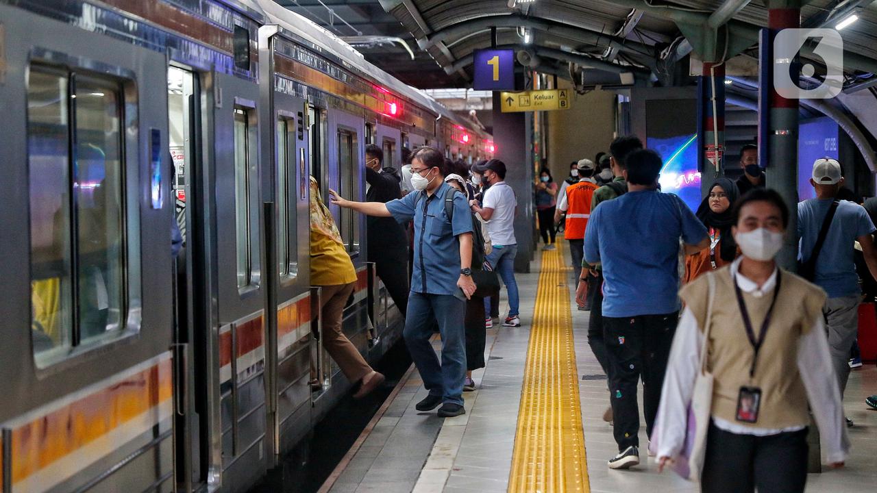 Kini Naik Trasportasi Umum Diperbolehkan Tidak Mengenakan Masker