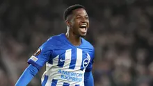 Pemain Brighton, Ansu Fati merayakan gol kedua timnya pada laga Grup B Liga Europa 2023/2024 melawan Ajax Amsterdam di American Express Community Stadium, Brighton, Inggris, Jumat (27/10/2023) dini hari WIB. (AP Photo/Frank Augstein)