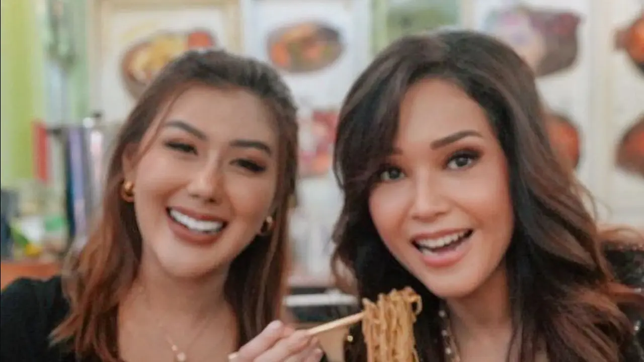 Maia Estianty dan Rey Utami (https://www.instagram.com/p/CyQmsyfBqTd/)