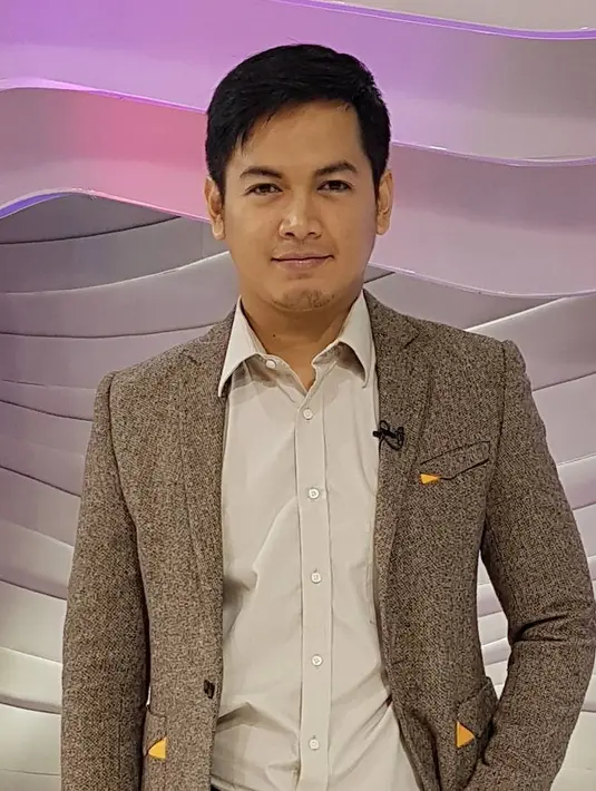 "Persiapan sudah cukup matang. Surat-surat belum, kalau tempat dan tanggal sudah. List undangan terus direvisi. Doakan ya semuanya supaya mudah-mudahan lancar," kata Tommy Kurniawan. (Instagram/tommykurniawann)