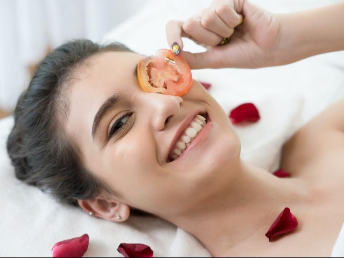 Tomato Mask