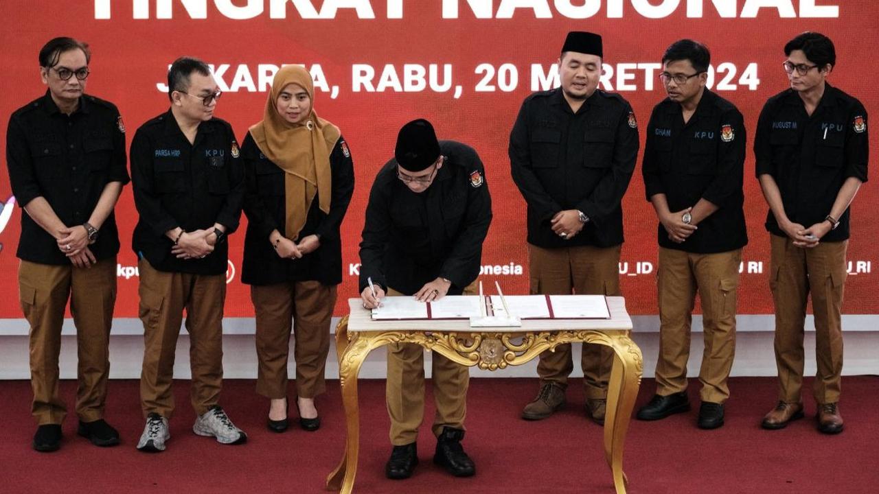 Namun, kegagalan tembus ambang batas 4 persen membuat kursinya diambil caleg PDIP Ina Ammania yang memperoleh 60.265 suara.<br>