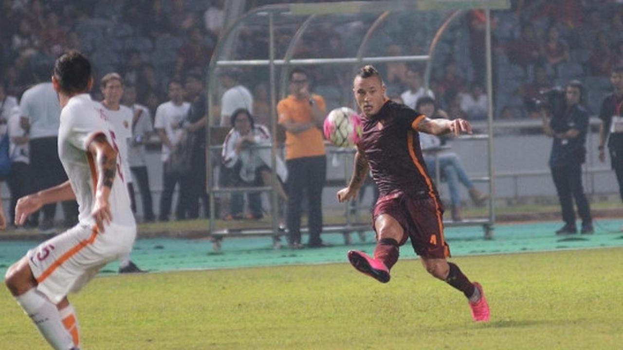 Aksi Totti dkk di laga AS Roma Indonesia Day 2015