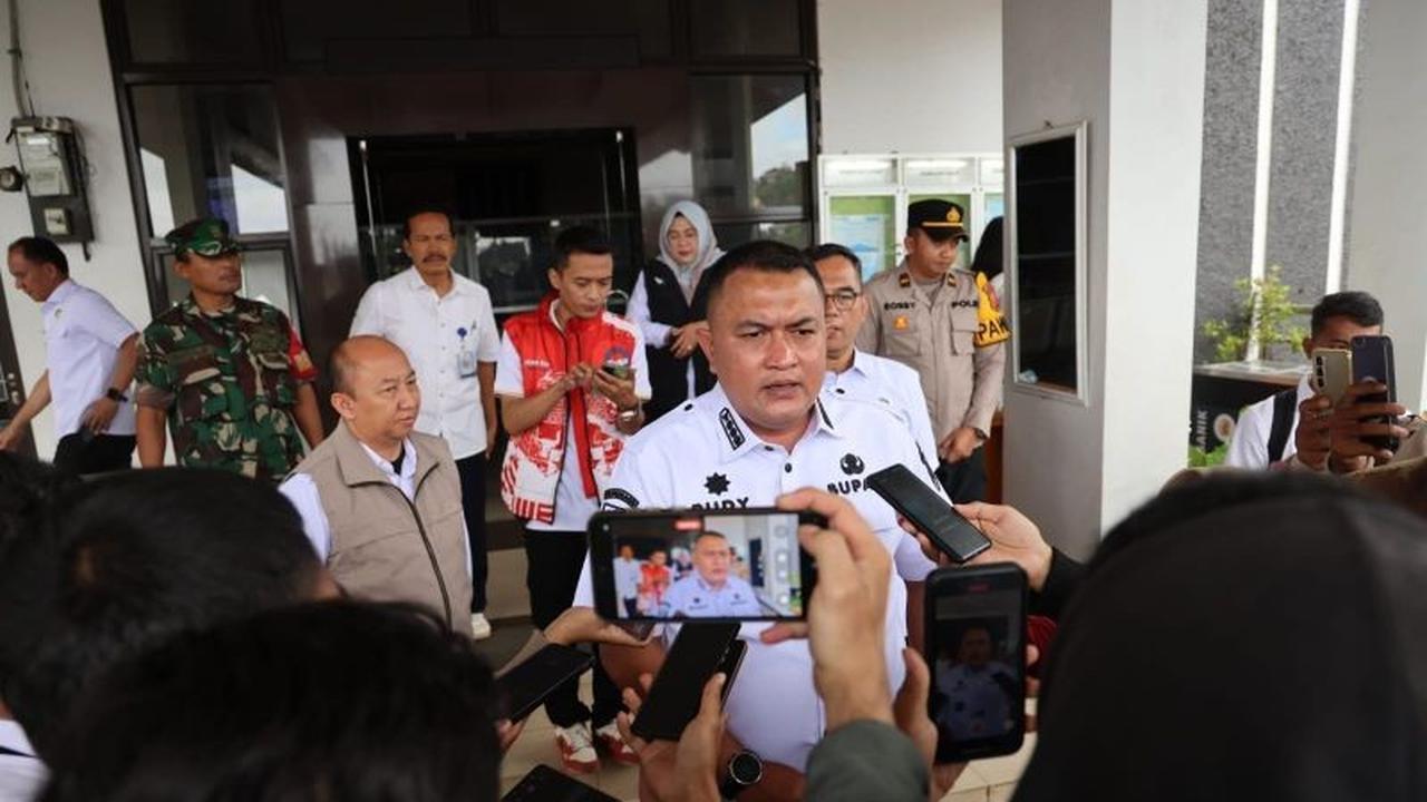 Atribut Partai di Bogor Wajib Taat Estetika Kota, Bupati Rudy Susmanto Tegaskan Penertiban