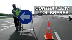 Polda Jawa Tengah sedang mempersiapkan rekayasa lalulintas contra flow untuk mengurai kepadatan kemacetan di pintu tol Brebes timur