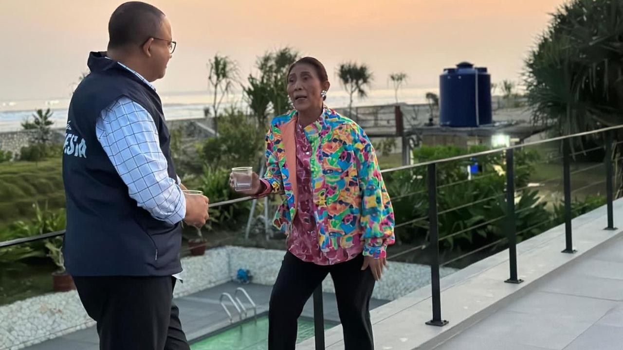 "Wah buat apa? Enggak butuh itu ijazah, wong aku bisa begini enggak pakai ijazah kok.' kata bu Susi gini. Terus 'bu ini bukan soal ijazah buat bu Susi, kalau buat bu Susi sudah enggak butuh itu semua," kata Anies menirukan ucapan Susi.