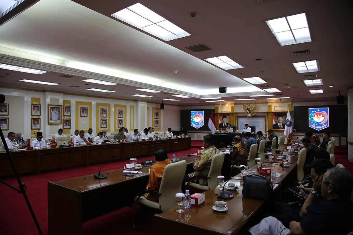 Rapat Kerja Banggar DPR RI, Pemerintah dan Asosiasi Pemerintah Kabupaten Seluruh Indonesia (Apkasi), Kamis (18/9/2025) (Istimewa)