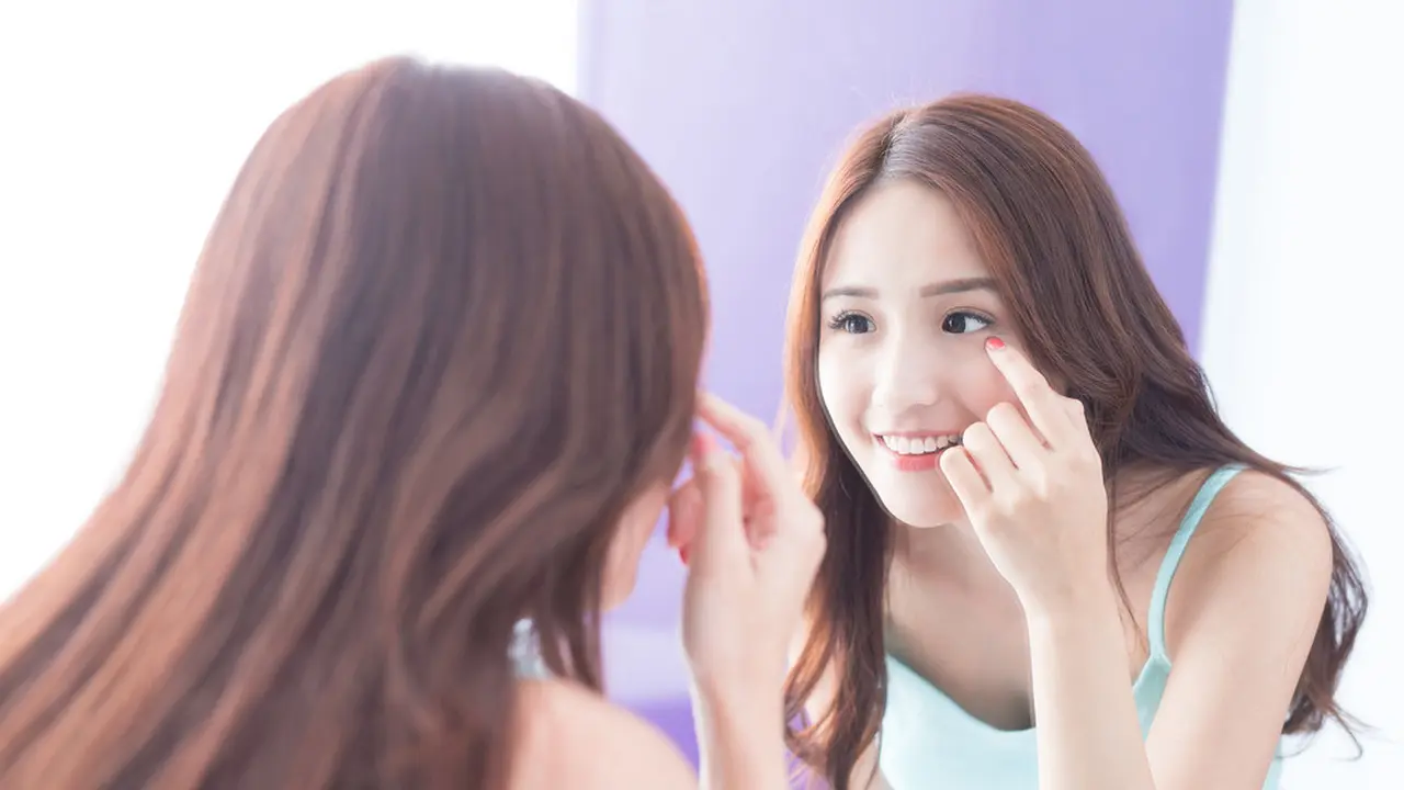 Tips Mengatasi Alis Rontok karena Terlalu Sering Menggunakan Makeup