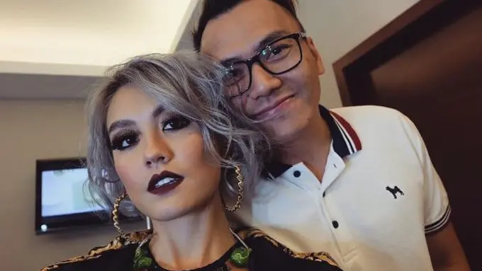 [Bintang] Agnes Monica dan Wijaya Saputra
