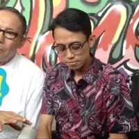 Kuasa hukum Ario Kiswinar Teguh, Ferry H. Amahorseya mengungkapkan alasan Ibu Aryani Soenarto gugat cerai Mario Teguh.