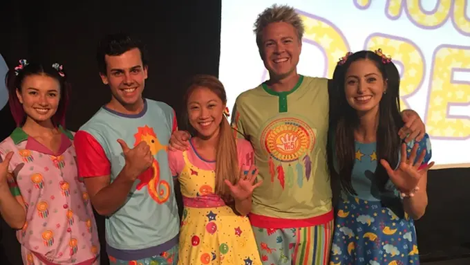 Kiri-kanan: Tanika, Ainsley, Dayen, Stevie dan Mary. | Foto: dok. Vemale