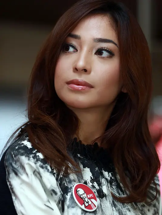 Keterlibatan Agnez Mo sebagai produser album The Freaks, menjadi moodbooster bagi Aliando Syarief, Nikita Willy, Teuku Rasya, dan Calvin Jeremy. (Deki Prayoga/Bintang.com)