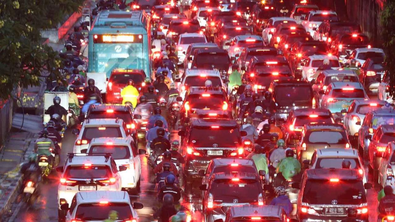 Gratis, Begini Rekayasa Lalu Lintas Satu Lajur di Gerbang Tol Fatmawati Urai Kemacetan di Jalan TB Simatupang