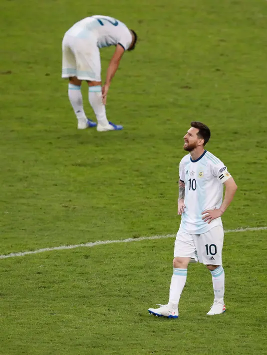 Ekspresi penyerang Argentina Lionel Messi selama pertandingan melawan Brasil dalam semifinal Copa America 2019 di Stadion Mineirao, Belo Horizonte, Brasil, Selasa (2/7/2019). Brasil lolos ke final Copa America 2019 setelah mengalahkan Argentina 2-0. (AP Photo/Nelson Antoine)