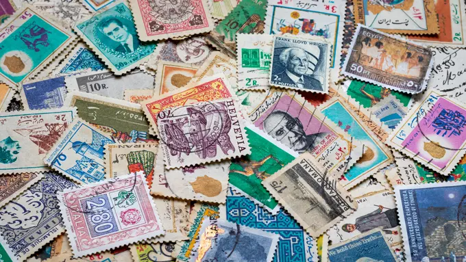 ilustrasi Desain pranko Imlek dari kantor pos Prancis