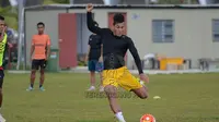 Striker asal Brasil, David Bala mengikuti seleksi bersama klub Malaysia Super League, Terengganu FA. (Facebook)