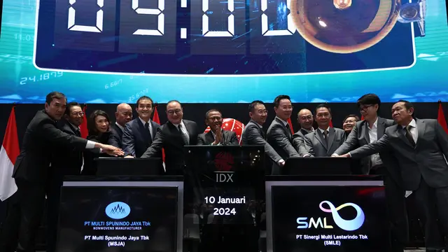 Pencatatan perdana saham PT Multi Spunindo Jaya Tbk (MSJA) dan PT Sinergi Multi Lestarindo Tbk (SMLE), Rabu (10/1/2024). (Foto: BEI)