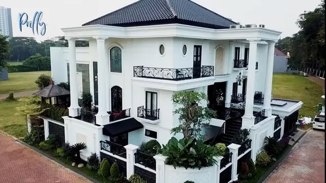 Potret rumah selebriti bergaya American style (Sumber: Youtube/ Prilly Latuconsina)