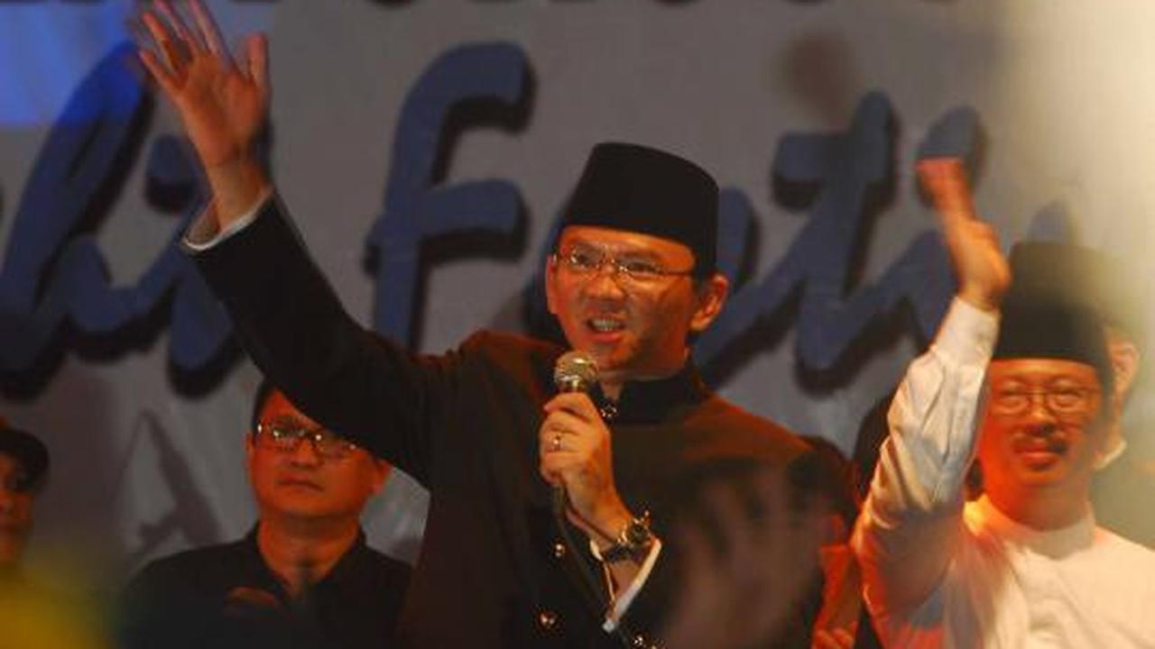 Ahok buka karnaval car free day night di Jakarta