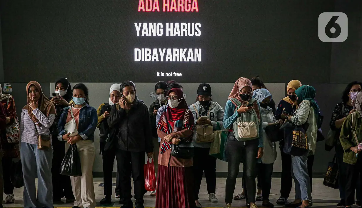 Kasus Covid-19 di Indonesia kembali bertambah. (Liputan6.com/Faizal Fanani)