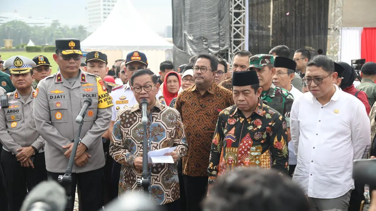 Anggota Komisi C DPRD DKI Jakarta dari Fraksi PDI Perjuangan Brando Susanto (baju putih (Istimewa)