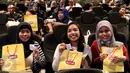 Keceriaan para Cinemaholic saat berada di dalam studio Blitz Megaplex, Jakarta, Sabtu (8/8/2015). Cinemaholic bersama Liputan6.com gelar nonton bareng Mision Impossible Rogue Nation (Liputan6.com/Helmi Afandi)