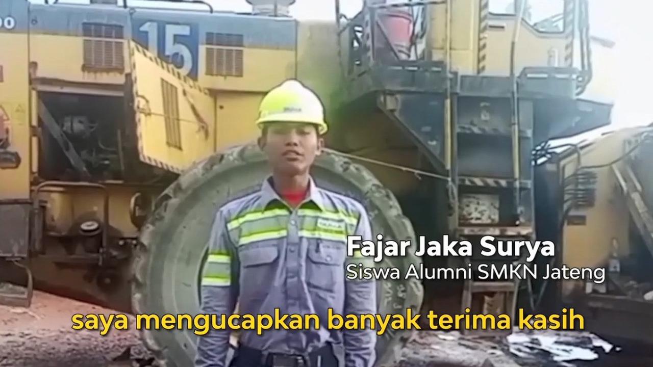 Kisah Anak Buruh Tenun Fajar Jaka Surya