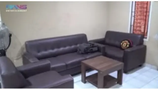 Banting Setir Jual Cireng, Ini 7 Potret Rumah Sederhana Dede Sunandar