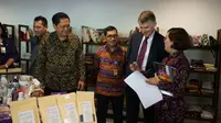 Walikota Denpasar IB Rai Dharmawijaya Mantra bersama Duta Besar Inggris untuk Indonesia dan Timor Leste  Owen Jenkins dan  Deputi Direktur British Council Indonesia Colm Downes. foto: istimewa