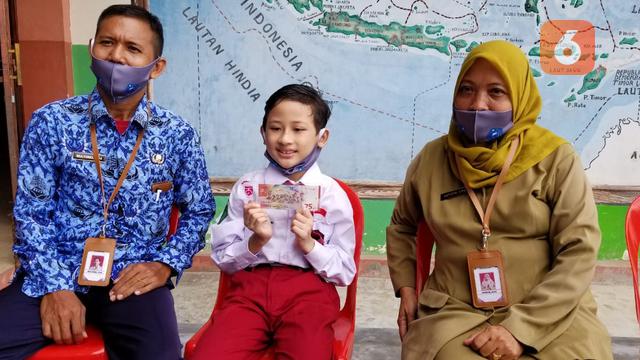 Model Pakaian Adat Tidung di Uang Kertas Baru