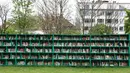 Di Ghent, dibangun sebuah perpustakaan besar yang tidak berdinding alias ada di outdoor. Perpustakaan bernama Bookyard ini adalah karya seorang seniman Italia, Massimo Bartolini pada tahun 2012 silam. (architizer.com)