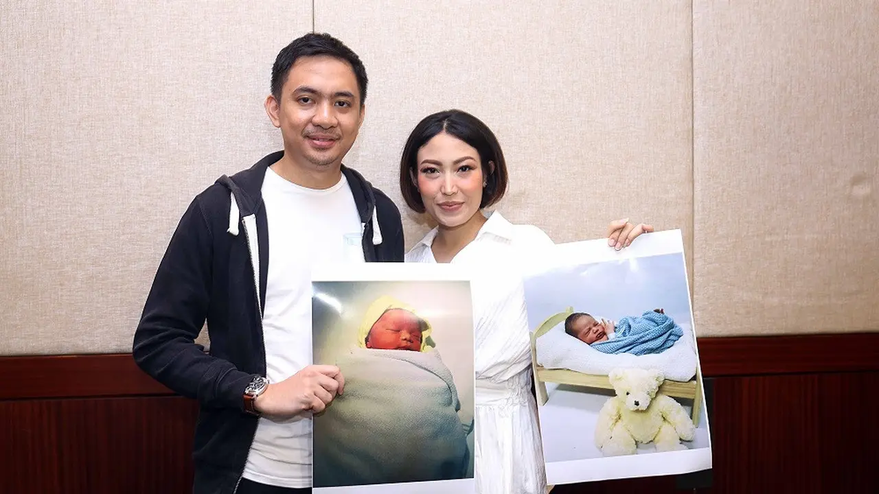 [Bintang] Ayu Dewi