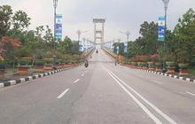 Penampakan Langit Biru dan Pelangi di Pekanbaru saat Kabut Asap Hilang Diguyur Hujan