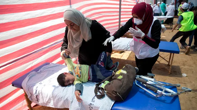 Anak-anak Palestina jadi Korban saat Bentrok dengan Israel