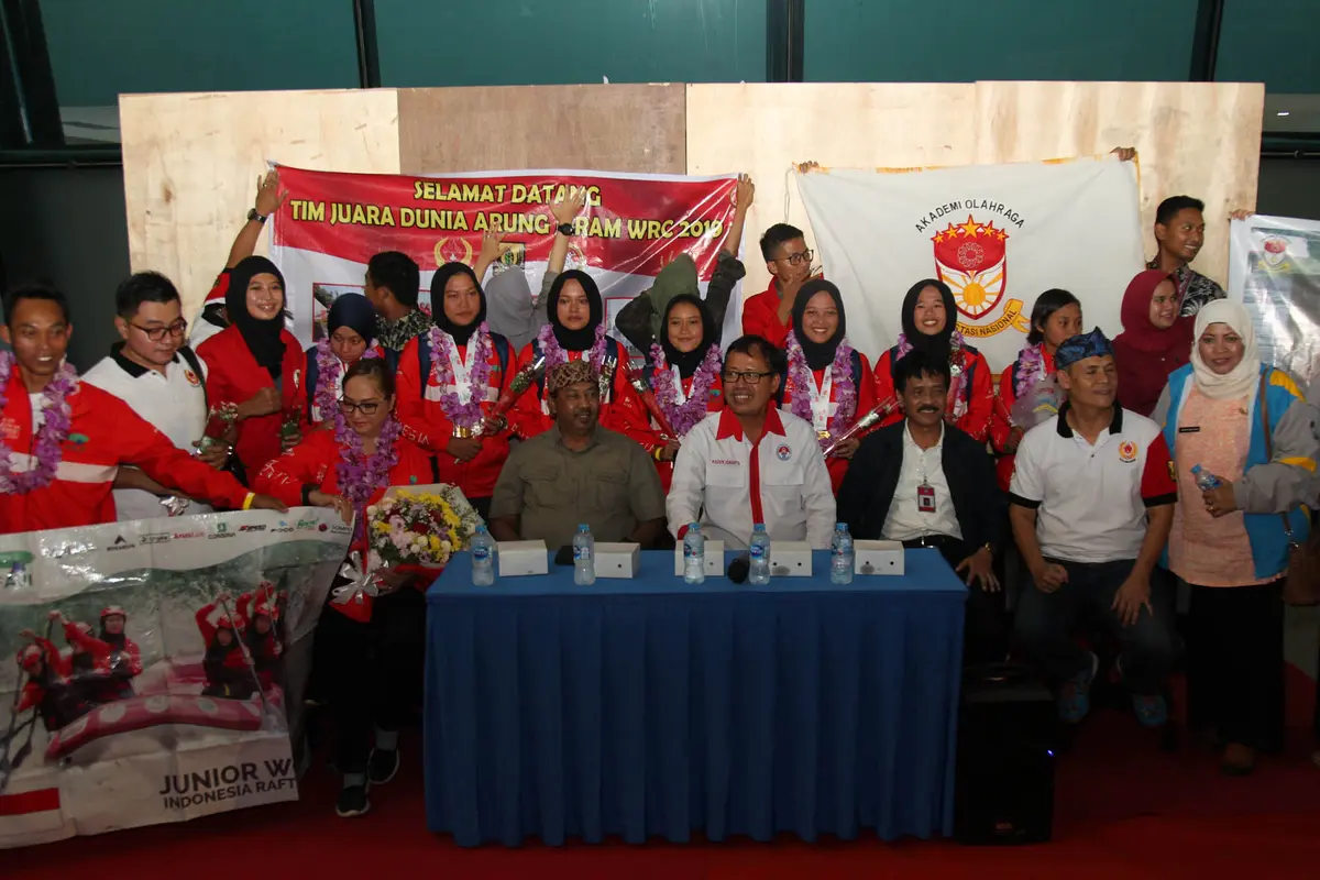Tim U-23 Arung Jeram Putri Indonesia