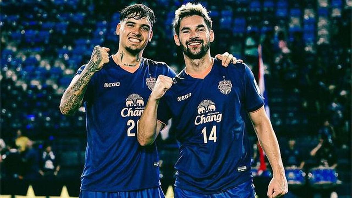 Buriram United Terlalu Dominan, Sandy Walsh dan Shayne Pattynama Bisa Raih Gelar Juara Thai League 1 dengan Mudah?