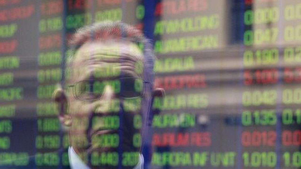Pasar saham Indonesia anjlok lebih dalam