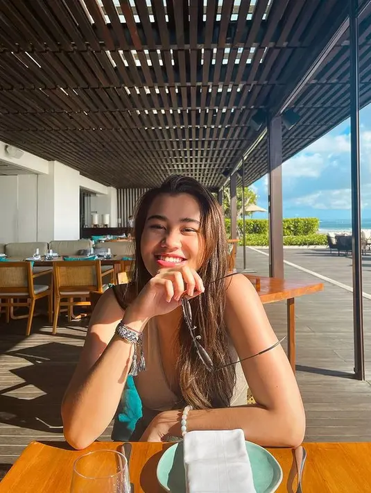 Pesona Aaliyah Massaid yang pancarkan kecantikannya membuat penggemarnya menjadi terkesima. (FOTO: instagram.com/aaliyah.massaid/)